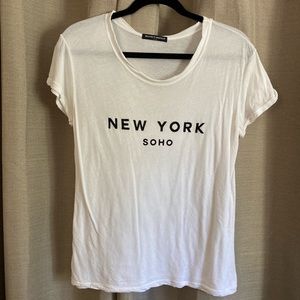 Brandy Melville New York SOHO t-shirt